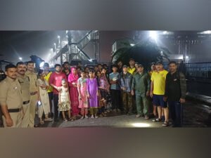 ऋषिकेश में 22 लोग रास्ता भटके, SDRF और वन विभाग ने चलाया रेस्क्यू ऑपरेशन