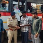 गरियाबंद में RTO और ट्रैफिक पुलिस का बड़ा अभियान! बसों की सघन जांच, नियम तोड़ने वालों पर कार्रवाई
